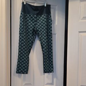 CVG Mermaid capri length leggings Teal NEW!! Super Cute💚💙